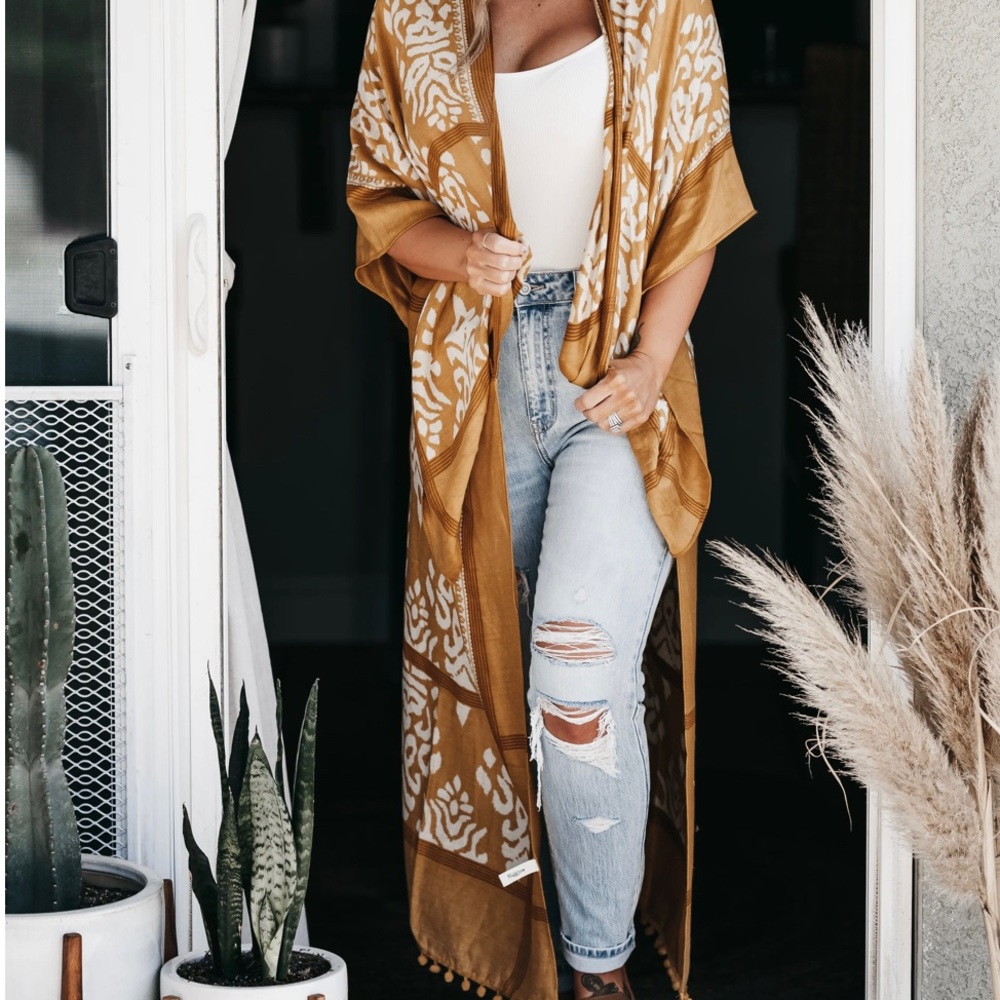 Altar’s State Kimono